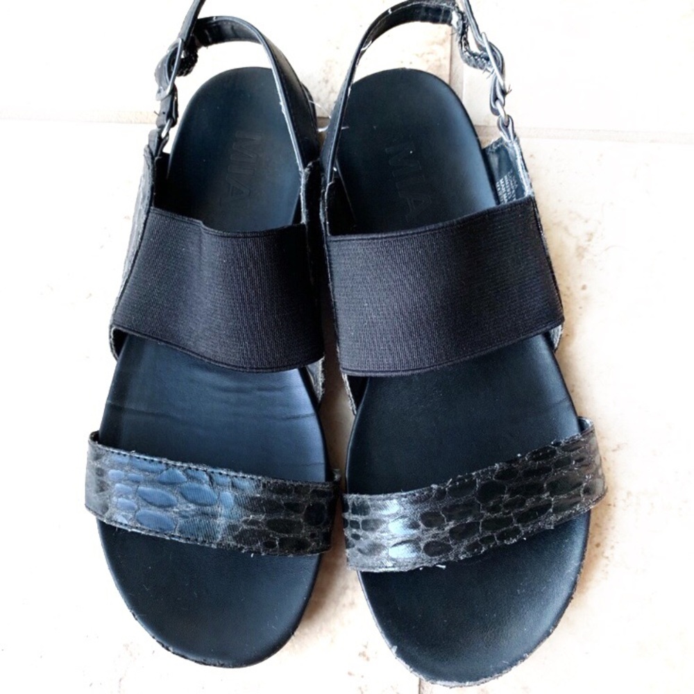 MIA Black Sandals Size 5.5